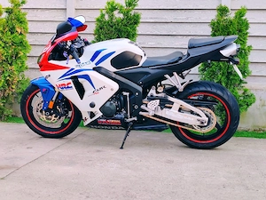 Honda cbr 600rr - imagine 3