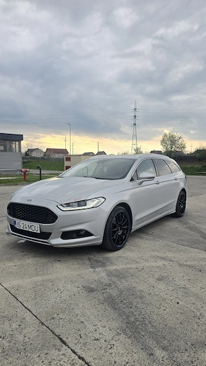Vând Ford Mondeo mk5 - imagine 5