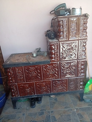 vând sobă de teracota 