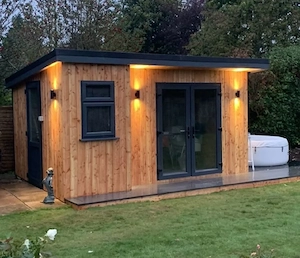 foisoare casute si spații depozitare 