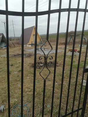 Vând cabanutaAfram 8m *4 m leagăn copii m.p.,29,5m*20 m deschidere la cale acces 60 mpLilieci Bacău  - imagine 4