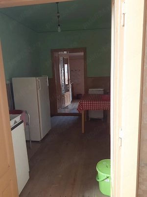 Proprietate în Nădlac: casă 5 camere + teren 892 mp + 1076 mp - imagine 4