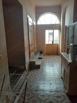 Proprietate în Nădlac: casă 5 camere + teren 892 mp + 1076 mp - imagine 3