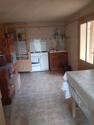 Proprietate în Nădlac: casă 5 camere + teren 892 mp + 1076 mp - imagine 5