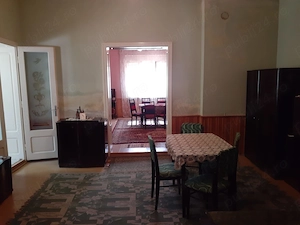 Proprietate în Nădlac: casă 5 camere + teren 892 mp + 1076 mp - imagine 9