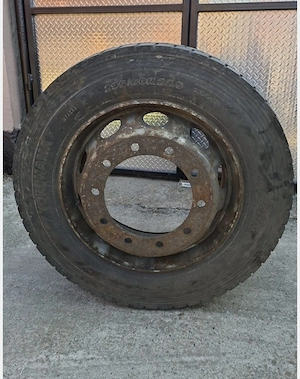 Roată rezervă CAMION