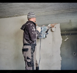 Execut Demolari , Sapaturi , curățenie in santiere etc. 