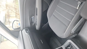 Vand Dacia Logan 2022, automata, stare perfecta, gri metalizat, ecran parcare, 10700 euro. - imagine 4