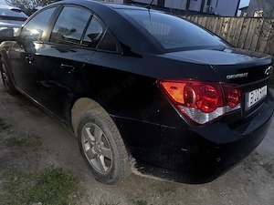 Vand chevrolet cruze avariat, 2010, km reali - imagine 4
