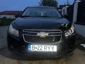 Vand chevrolet cruze avariat, 2010, km reali - imagine 5
