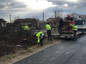 1000 EURO  Salariul   Personal  spati verzi  Timisoara