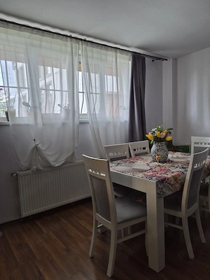 apartament 4 camere - imagine 2