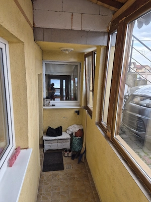 apartament 4 camere - imagine 8