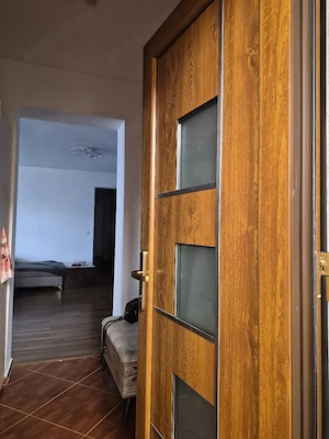 apartament 4 camere - imagine 10