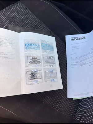 Vand Toyota Auris hybrid , uniq proprietar - imagine 9