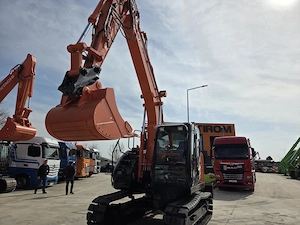 Excavator Mediu ZX135 Nou si SH oferte pe baza de vizionare - imagine 4