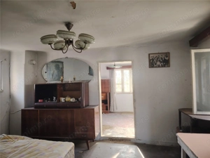 Casa batraneasca, cu toate utilitatile, locatie foarte buna - imagine 5