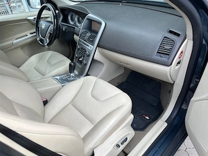 Volvo XC60 2.0 Diesel 163 CP An 2011 - imagine 19
