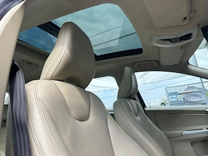 Volvo XC60 2.0 Diesel 163 CP An 2011 - imagine 18