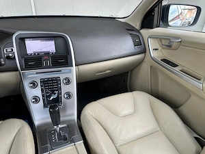 Volvo XC60 2.0 Diesel 163 CP An 2011 - imagine 15