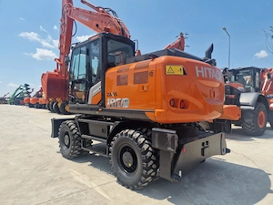 Excavator Mediu ZX180 W Nou si SH oferte pe baza de vizionare