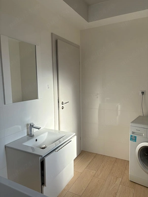 Apartament 2 camere zona mall Selimbar - imagine 6