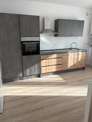 Apartament 2 camere zona mall Selimbar - imagine 2