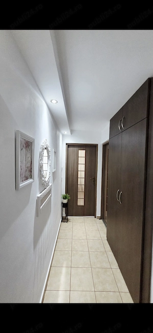 Proprietar, et 1, centrala proprie - imagine 6