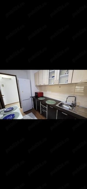 Proprietar, et 1, centrala proprie - imagine 8