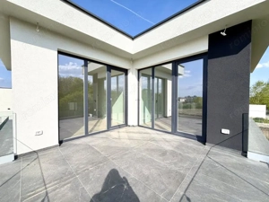 Duplex lux cu 5 camere, 135 mp utili, proiect inedit - Dumbravita  - imagine 17