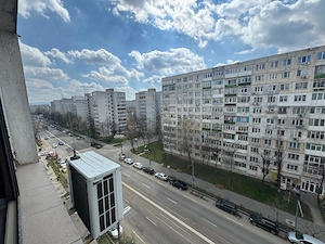 Apartament 3 camere, Alexandru cel Bun, etaj intermediar, vedere bulevard, mobilat și utilat