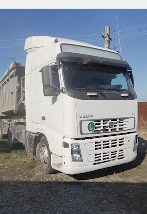 Cap tractor Volvo FH12 - imagine 4