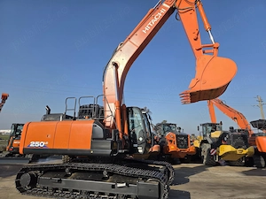 Excavator Mediu ZX 210 LC LCN Nou si SH oferte pe baza de vizionare - imagine 6