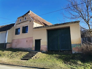 Casă săsească de vânzare în Richiș