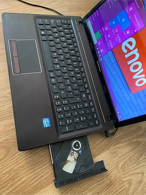 Laptop Lenovo intel core i5,Display 15,6 led,Windows 10 Pro,6gb ram ddr3 160gb memorie perfect funct - imagine 3