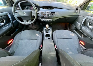 Vând Laguna 3 an 2007  - imagine 3