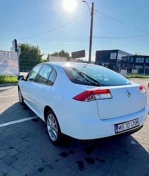 Vând Laguna 3 an 2007 