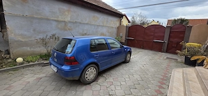 Se vinde Volkswagen Golf 4, motor 1.4 benzină, 55 kW, an 2000, - imagine 2