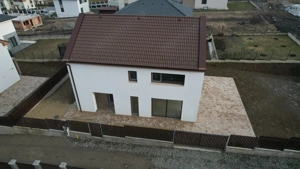 Casă individuală cu compartimentare excelentă și teren generos, Chinteni  - imagine 3