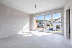 Casă individuală cu compartimentare excelentă și teren generos, Chinteni  - imagine 13