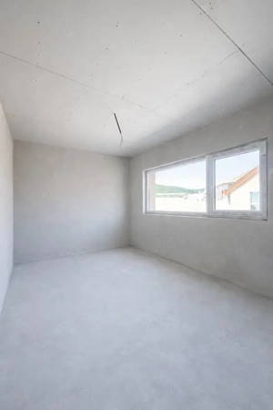 Casă individuală cu compartimentare excelentă și teren generos, Chinteni  - imagine 14