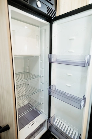 Autorulote de închiriat Adria model 2025 - imagine 8