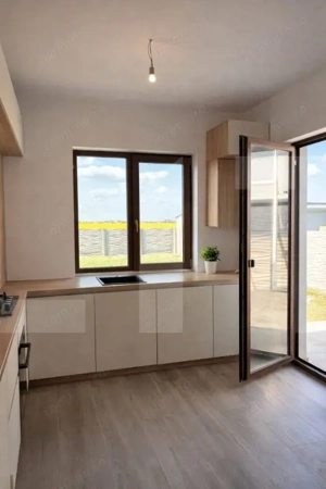 Casa de inchiriat- 4 camere - doua băi-prima inchiriere - imagine 14