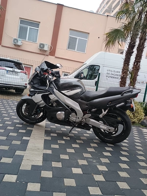 Yamaha Thundercat YZF R 600