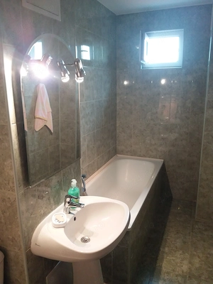 Apartament 4 camere, centrala proprie - Steaua - imagine 7