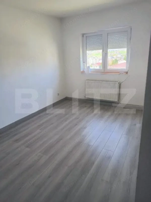 CASA SPATIOASA DE VANZARE CE OFERA CONFORT SI LINISTE - imagine 2