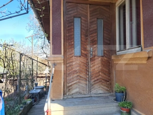 Proprietate cu potențial: casă bătrânească + teren 386 mp în Sângeorgiu de Mureș - imagine 2