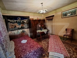 Proprietate cu potențial: casă bătrânească + teren 386 mp în Sângeorgiu de Mureș - imagine 3