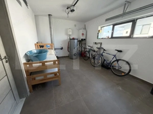 Casă cu 4 camere, 148 mp + 500 mp teren - Zalau - imagine 9