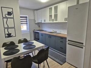 Apartament 3 camere, 65 mp, complet renovat, 2 băi, zona Progresul - imagine 3